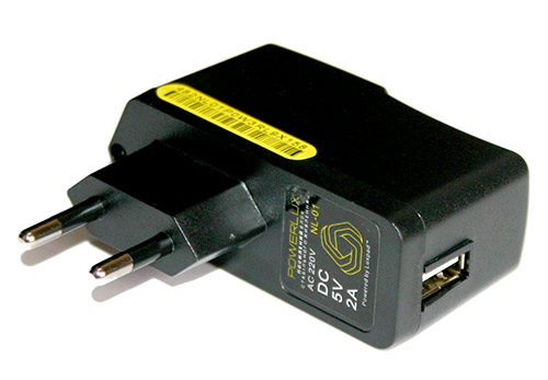 Зарядное устройство сетевое USB 2A для интернет-планшета